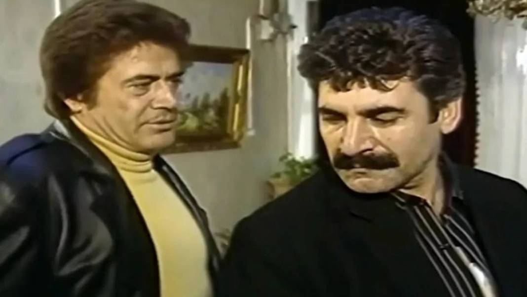 Yeşilçam'a ismini altın harflerle yazdırmıştı... Hayati Hamzaoğlu'nun oğlunu görenler şok oluyor! Meğer hep gözümüzün önündeymiş 5